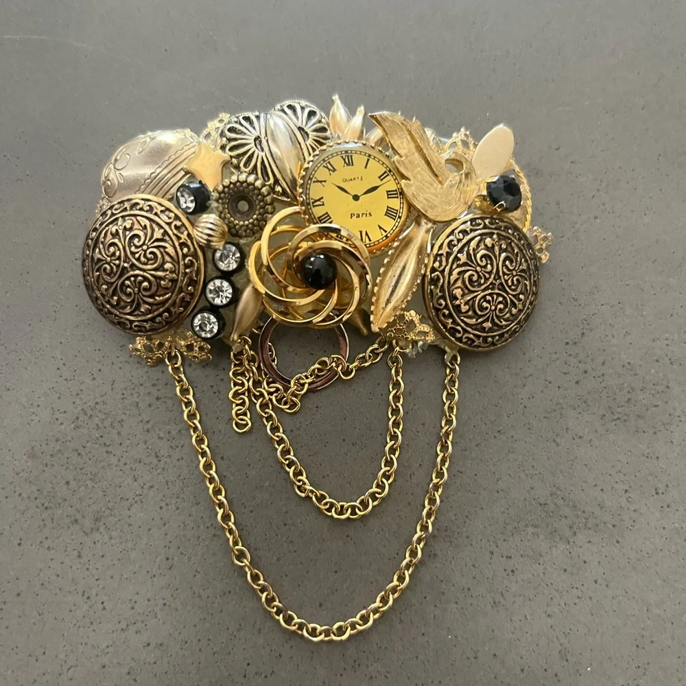 Vintage Brooch Pin Steampunk Watch Face Parts Button Artistic Mixed - Picture 1 of 5